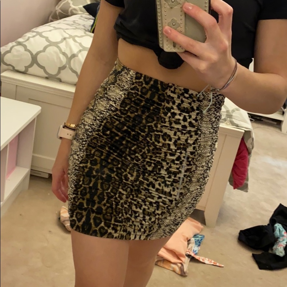 CHEETAH/SNAKE SKIN SKIRT